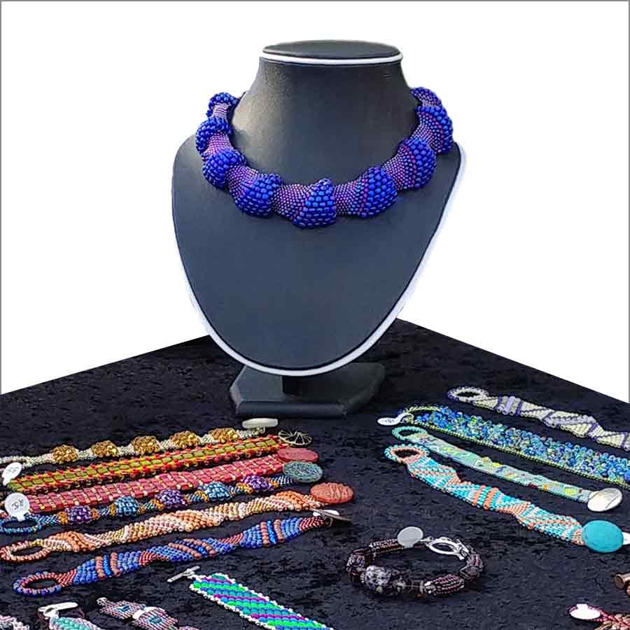 Bead weaving necklace and bracelets - Elaine Sharp